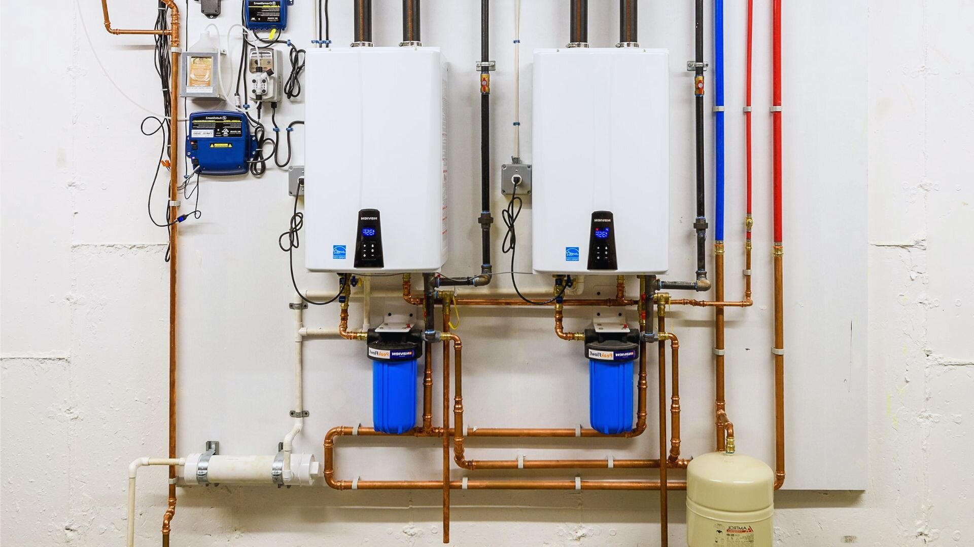 Pros and Cons of Tankless Water Heaters - Hot Water Brisbane